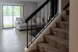 393 Hickory Hill Drive  photo 4