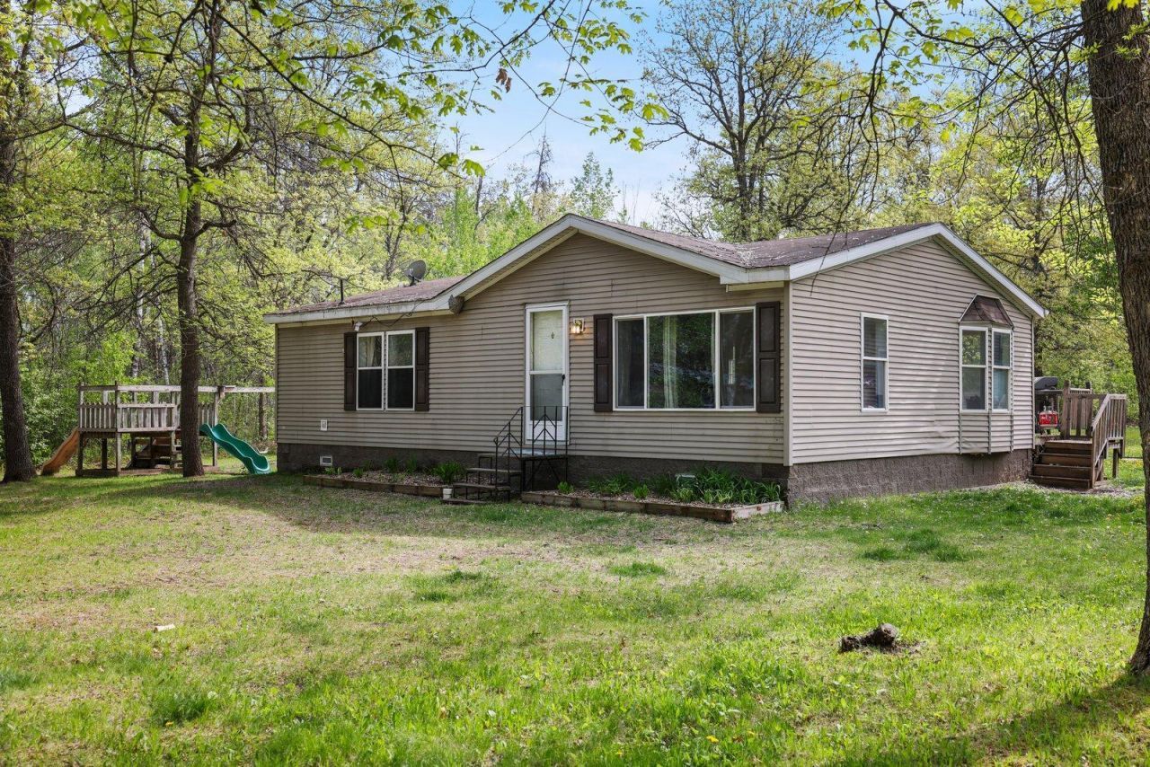 94886 Sunset Lane , Moose Lake, MN 55767 Main Photo