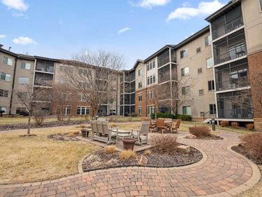 7100 Metro Boulevard, Unit 113, Edina, MN 55439