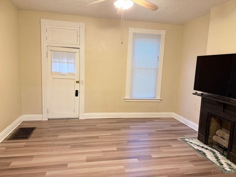 2240 Flora Street, Cincinnati, OH 45219 Photo 7