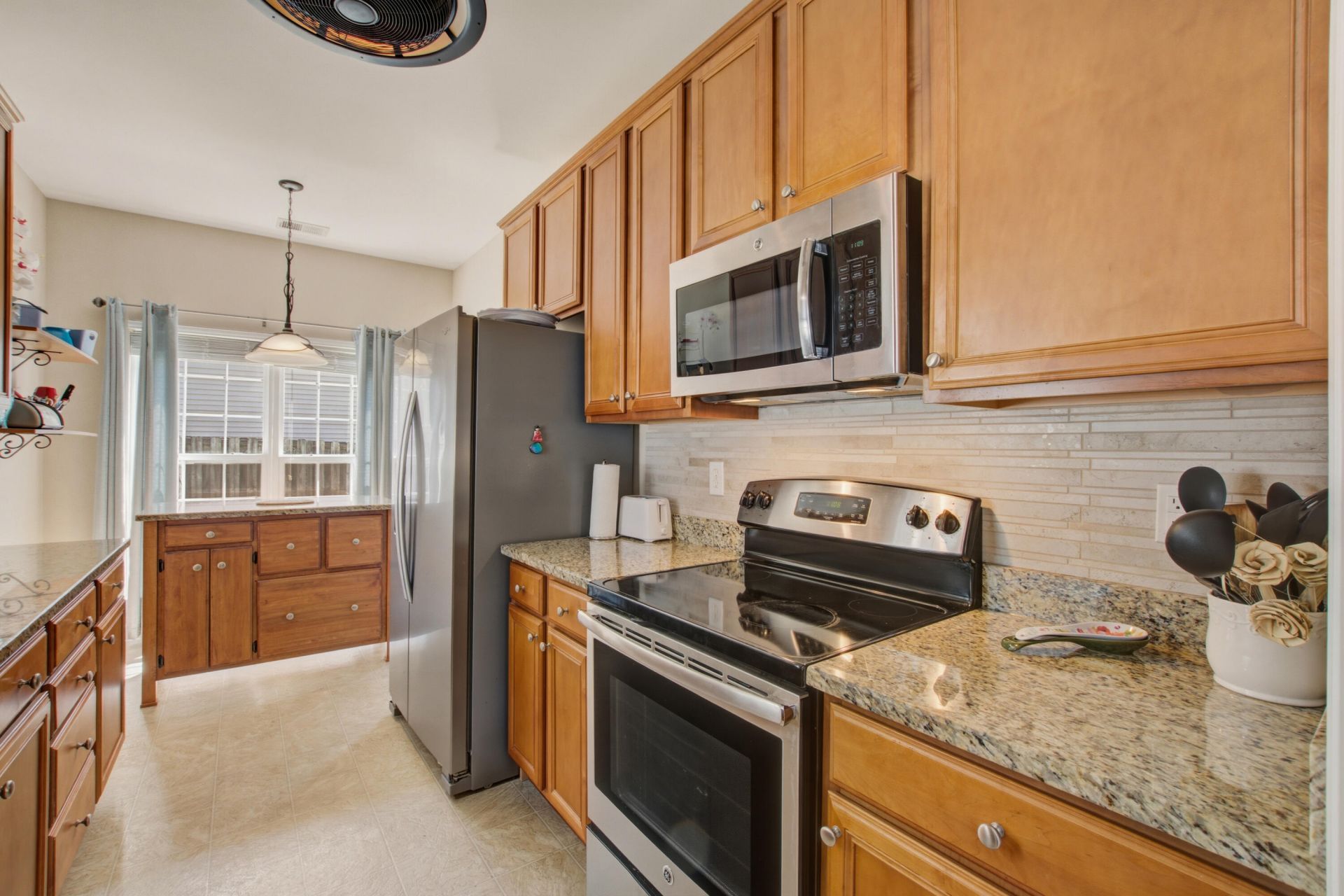 124 Garden Grove Drive Photo 13