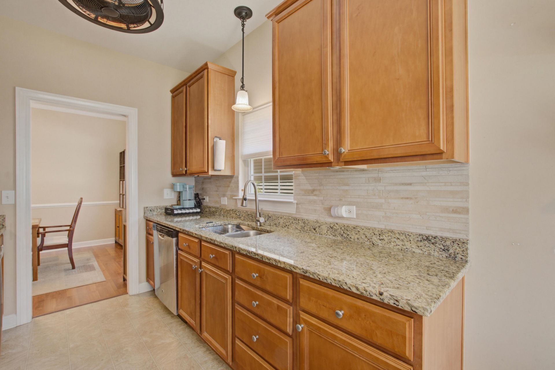 124 Garden Grove Drive Photo 14