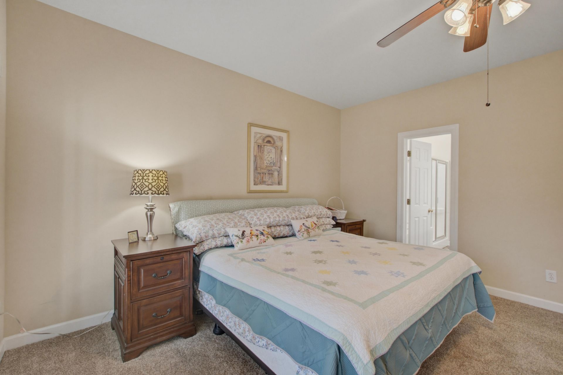 124 Garden Grove Drive Photo 17