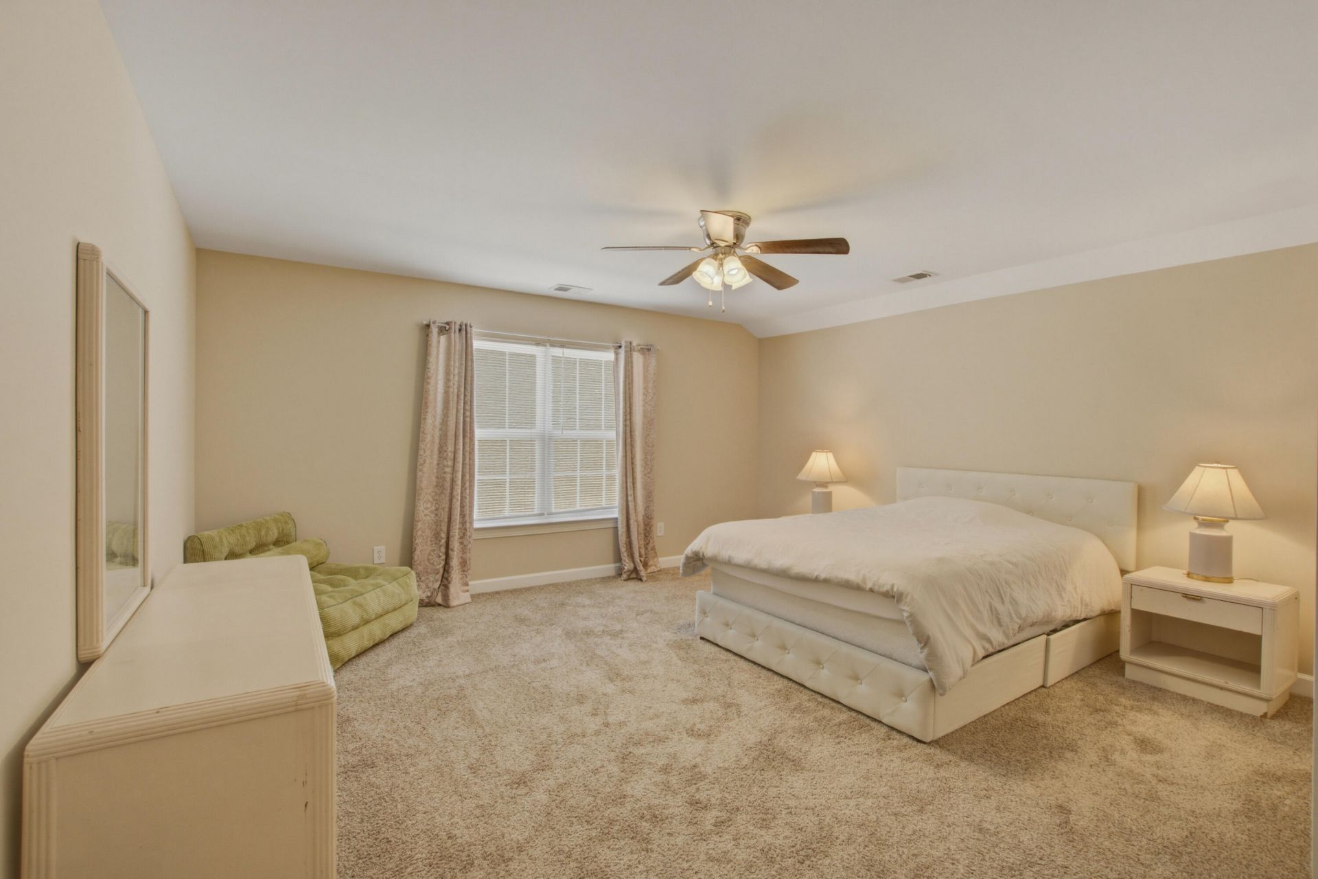 124 Garden Grove Drive Photo 24