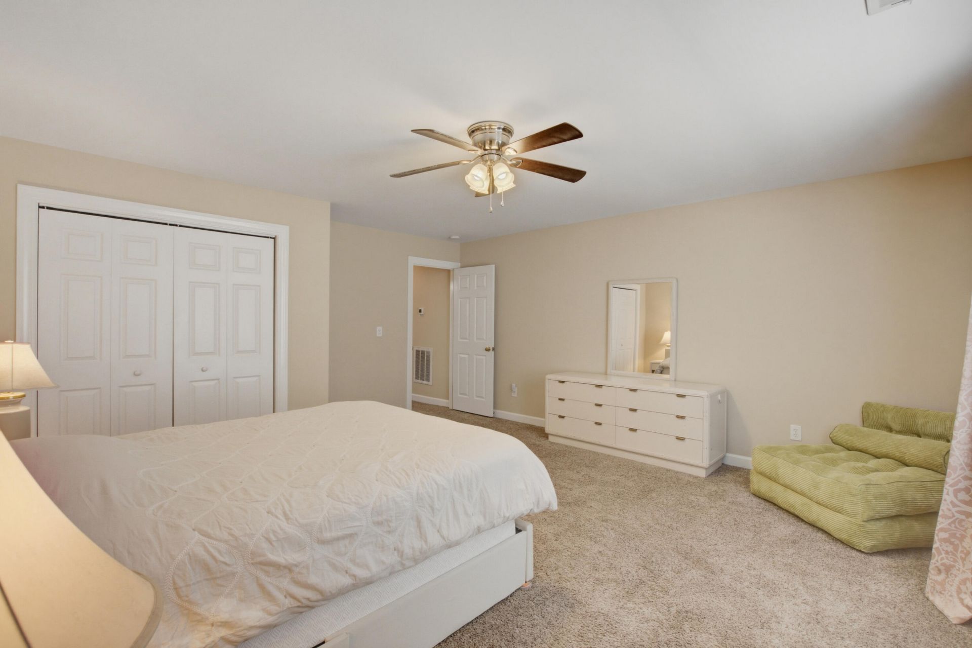 124 Garden Grove Drive Photo 25