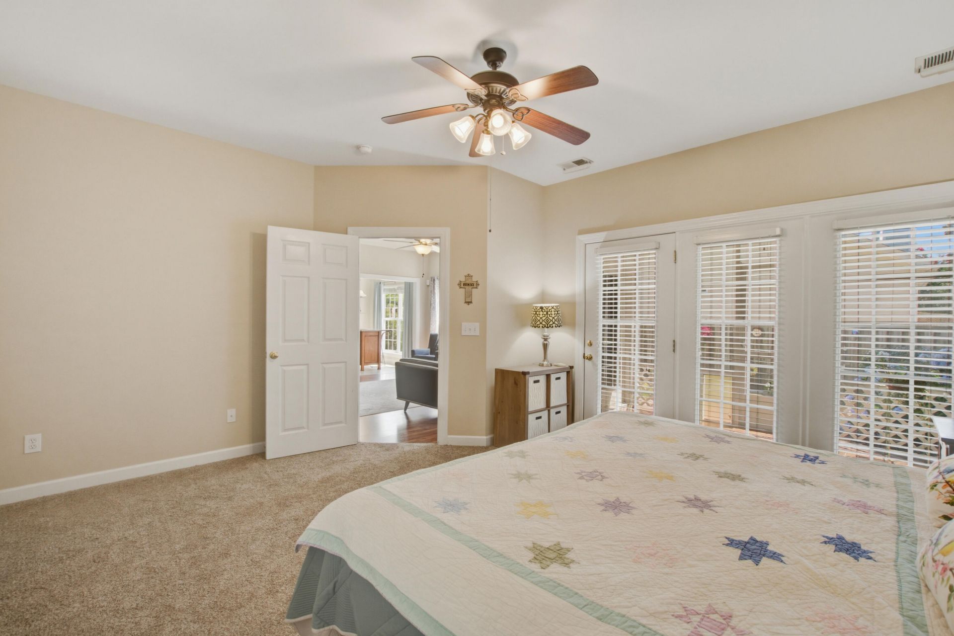 124 Garden Grove Drive Photo 36