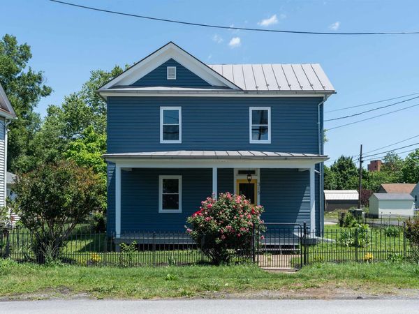 315 W 12TH ST, WAYNESBORO, VA 22980