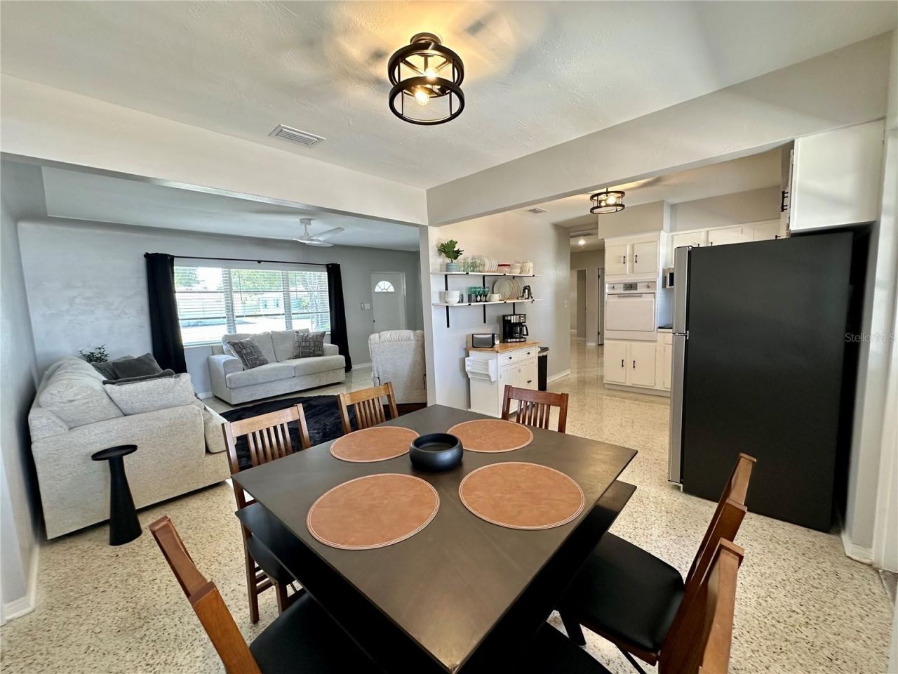 4917 99th Street N, Saint Petersburg, FL 33708 Photo