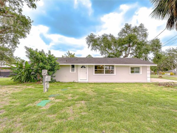 204 7TH STREET SW, RUSKIN, FL 33570