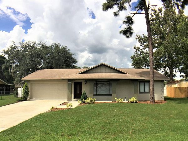 1927 E LAKE DRIVE , CASSELBERRY, FL 32707