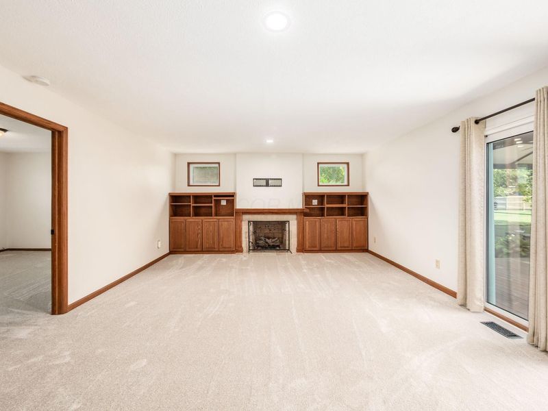 750 Brookdale Drive, West Jefferson, OH 43162 Photo 12