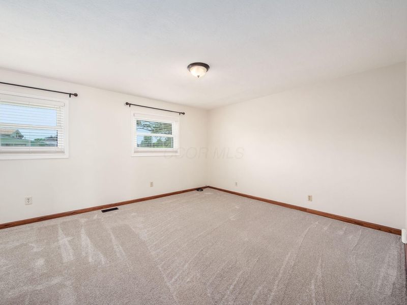 750 Brookdale Drive, West Jefferson, OH 43162 Photo 14