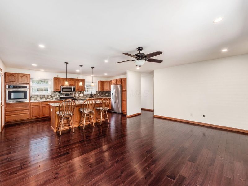 750 Brookdale Drive, West Jefferson, OH 43162 Photo 9