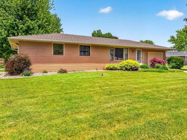 W1940 VANS COURT, Kaukauna, WI 54130