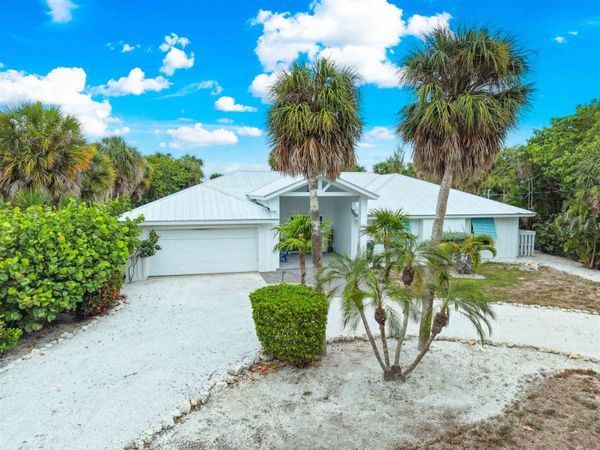 4775 Rue Helene, Sanibel, FL 33957