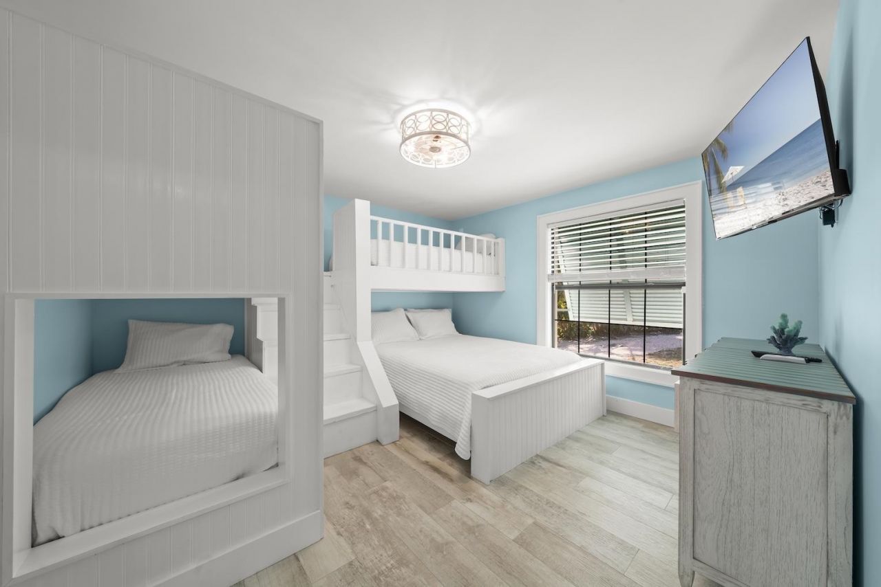 4775 Rue Helene, Sanibel, FL 33957 Photo