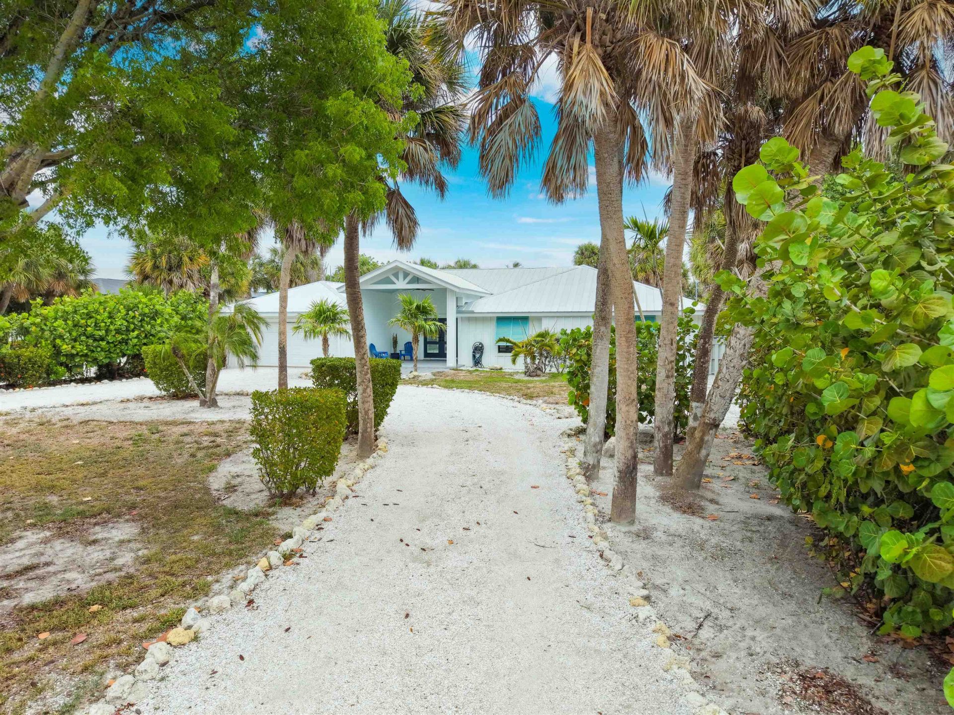 4775 Rue Helene, Sanibel, FL 33957 Photo