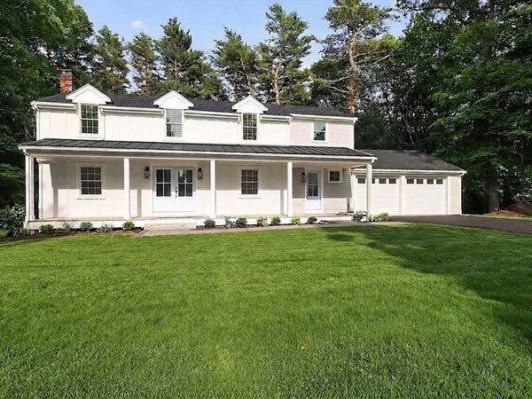 15 Pioneer Rd, Hingham, MA 02043