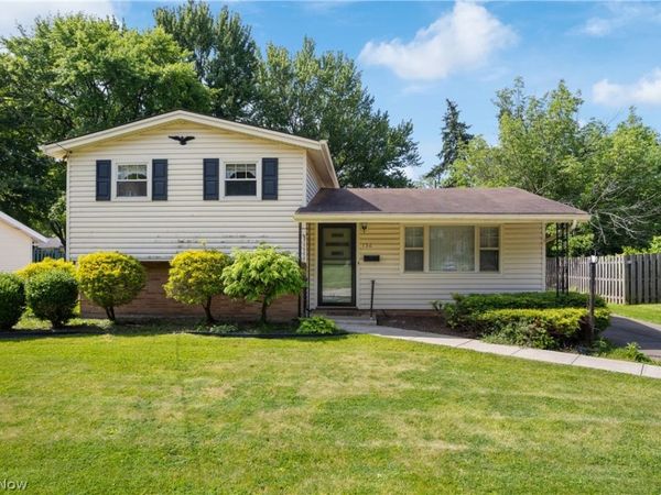 156 Dorland Avenue , Berea, OH 44017