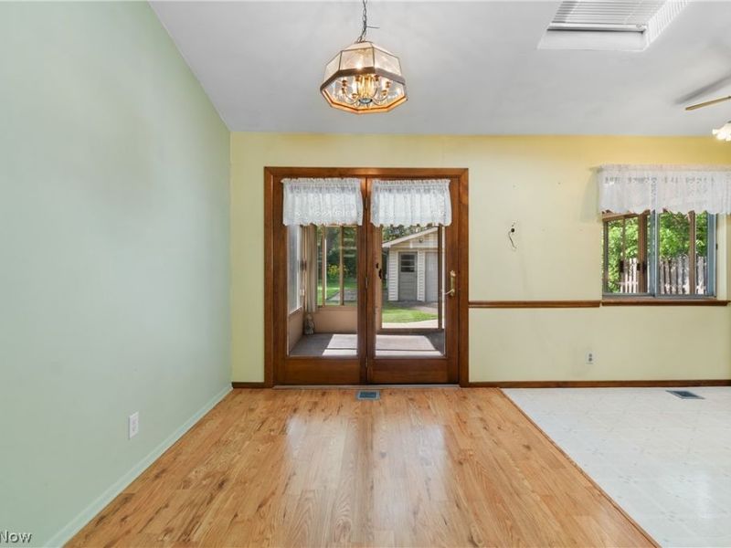 156 Dorland Avenue , Berea, OH 44017 Photo 8