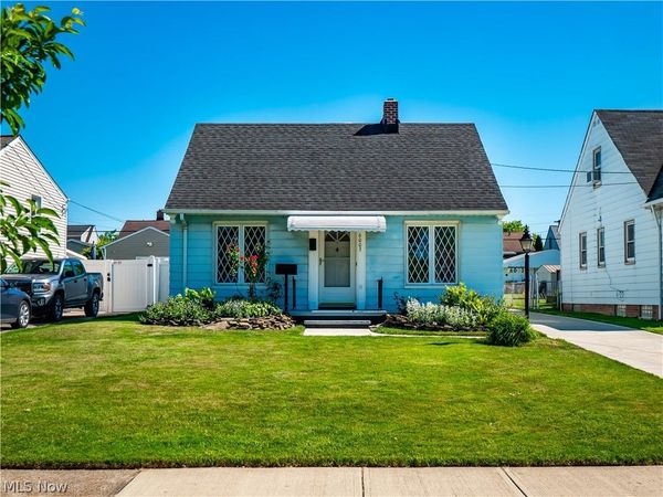 6003 Archmere Avenue , Brooklyn, OH 44144