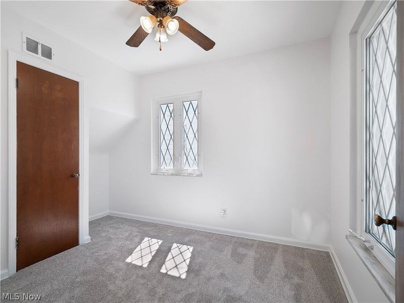 6003 Archmere Avenue , Brooklyn, OH 44144 Photo 9