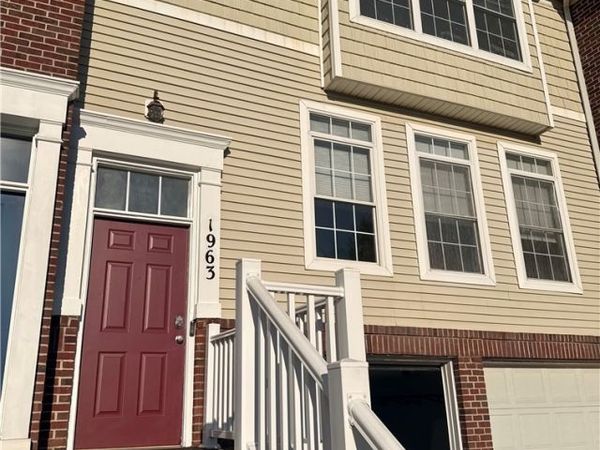 1963 E 85th Street , Cleveland, OH 44106