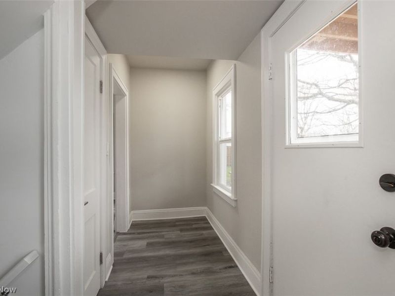 4940 E 106th Street , Garfield Heights, OH 44125 Photo 16