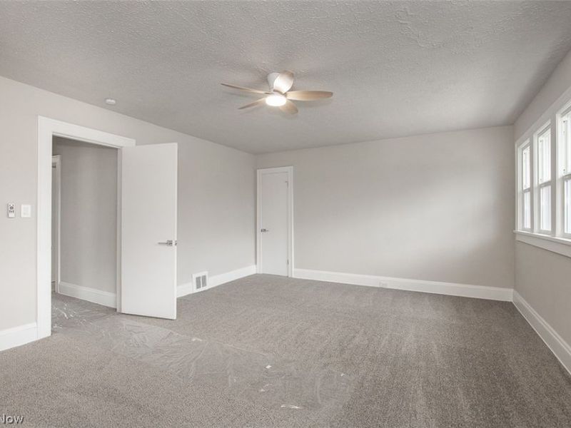 4940 E 106th Street , Garfield Heights, OH 44125 Photo 23