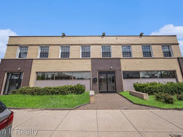 35540 W Michigan Avenue , Wayne, MI 48184