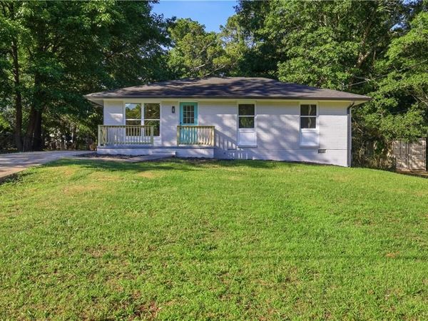 8399 Attleboro Drive , Jonesboro, GA 30238