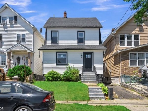 956 Adams Ave, Elizabeth, NJ 07201