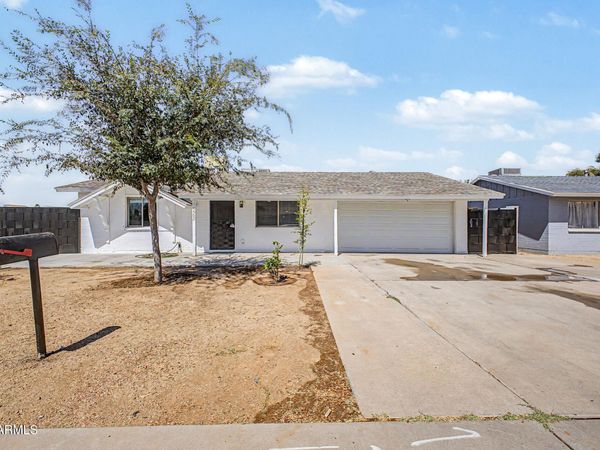 5302 N 77TH Drive, Glendale, AZ 85303