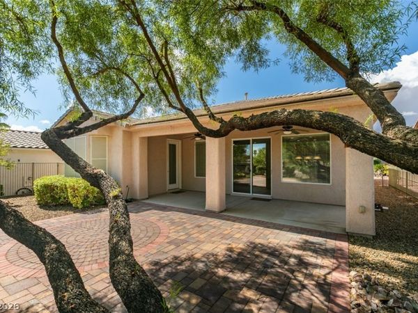 5166 Pensier Street , Las Vegas, NV 89135