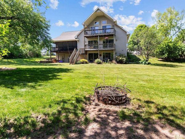 218 EMILY WAY, Hortonville, WI 54944