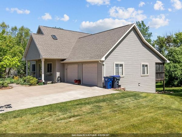 218 EMILY WAY, Hortonville, WI 54944