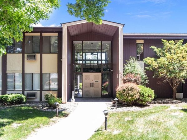 1699 ALCAN DRIVE, Unit 210, Menasha, WI 54952