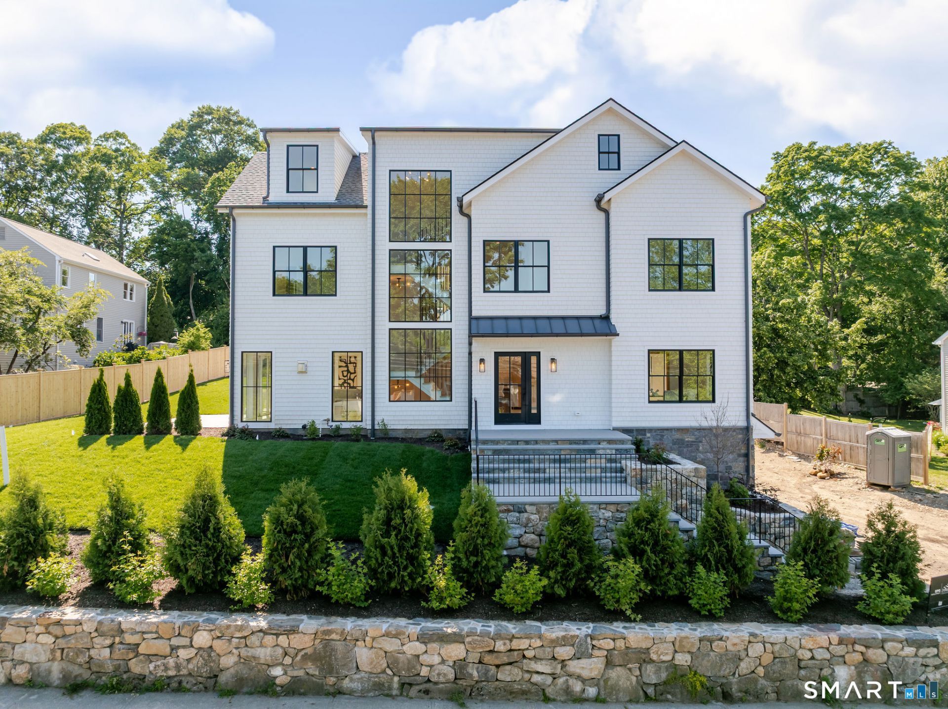 124 Forest, New Canaan, CT 06840 Main Photo