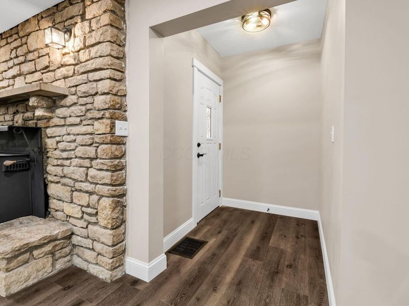 448 W William Street, Delaware, OH 43015 Photo 9