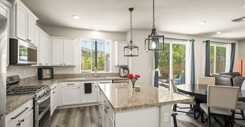 2250 Symphony Way, Reno, NV 89521 Photo