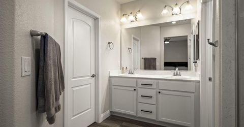 2250 Symphony Way, Reno, NV 89521 Photo