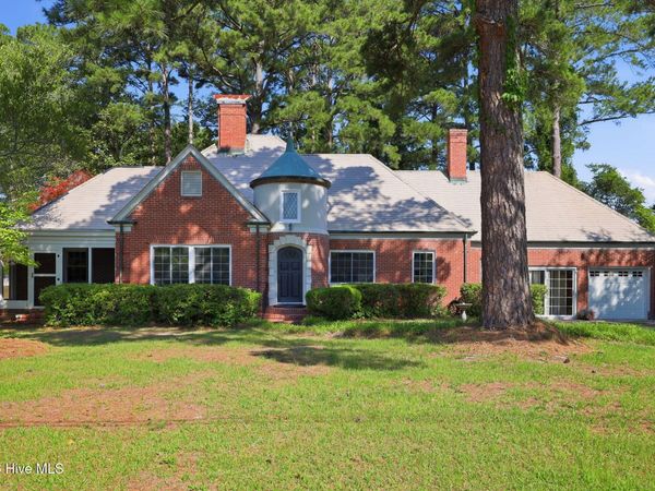 1108 Summit Avenue, Washington, NC 27889