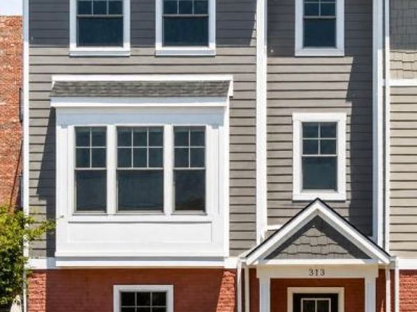 313 CHARLES STREET, FREDERICKSBURG, VA 22401