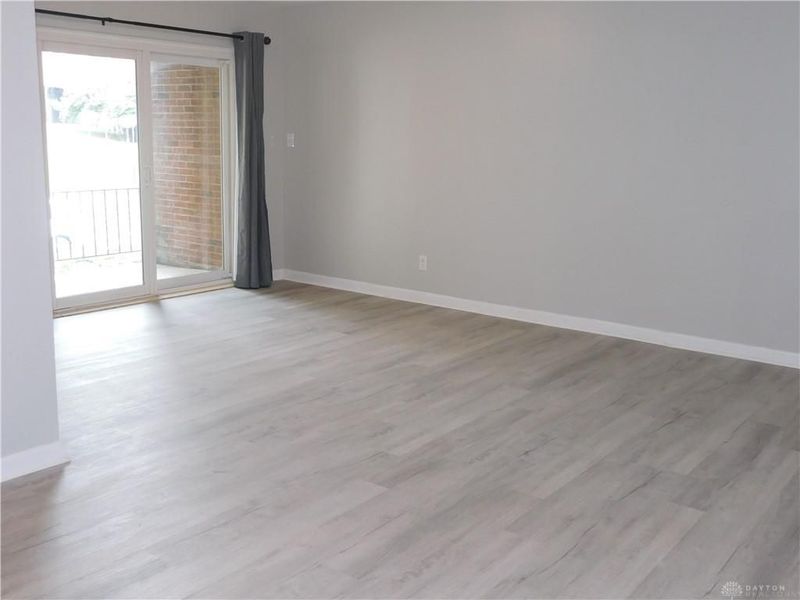 334 Blackwood Ave. Apt 3 Avenue, Unit 3, Dayton, OH 45403 Photo 2