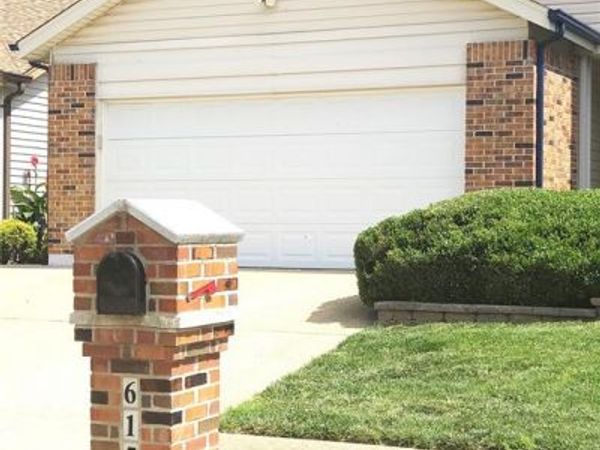 615 Foxtail Drive, Florissant, MO 63034