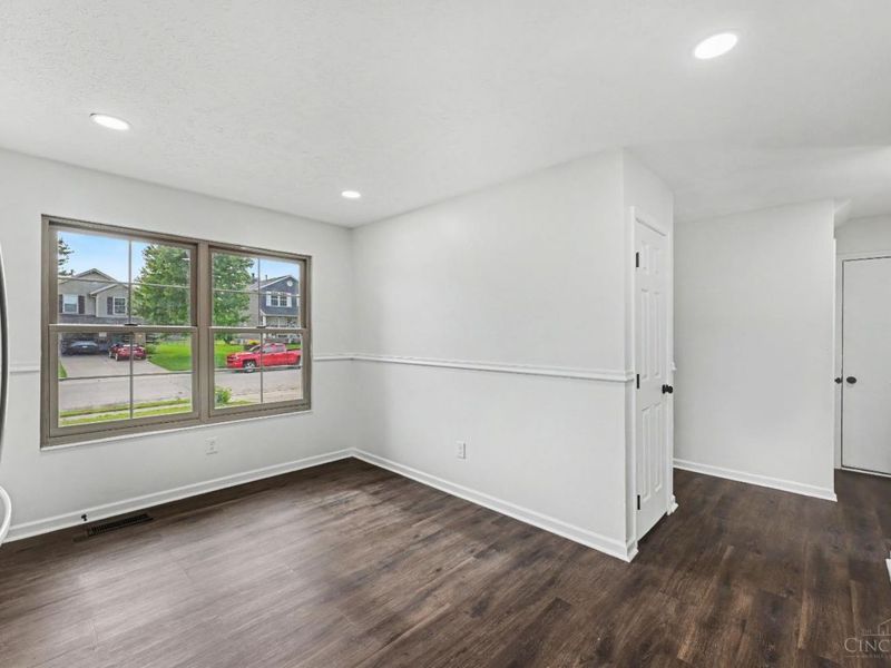596 Pine Hill Place, Trenton, OH 45067 Photo 7