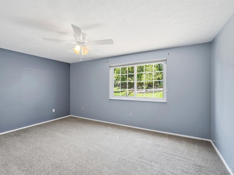 5629 Bluepine Drive, Cincinnati, OH 45247 Photo 21