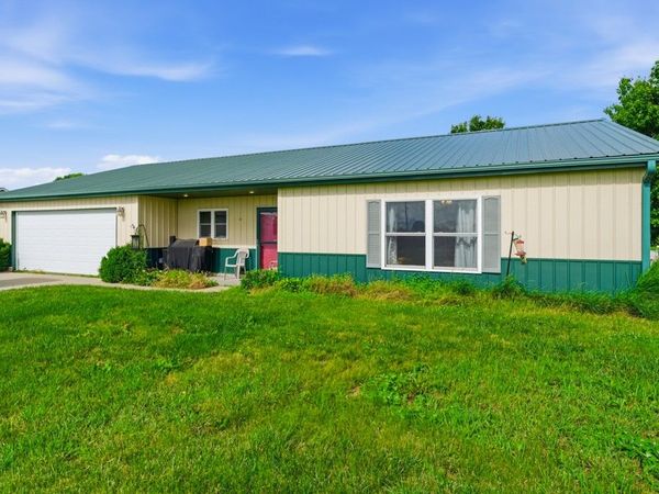 15872 180th Avenue, Milo, IA 50166