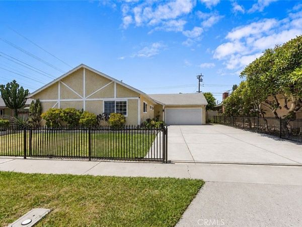 7689 Holder, Buena Park, CA 90620