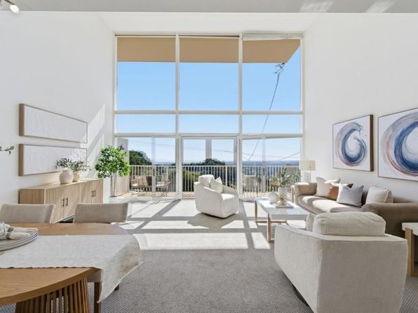 402 Portofino Drive, Unit 3, San Carlos, CA 94070